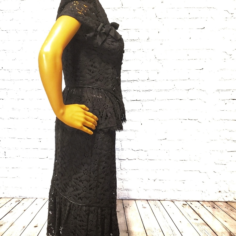 Betsey Johnson Structured Black Lace Skirt Set - Picture 4 of 7